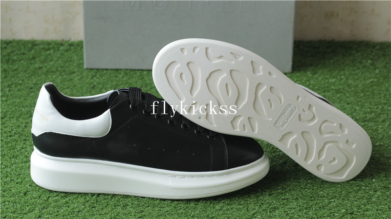 Alexander McQueen Oversized Sneaker Black White